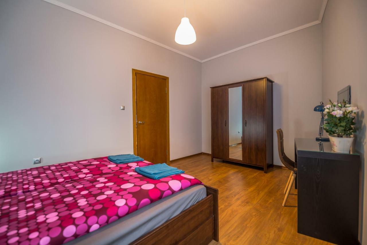 5Th Avenue Sofia Two Bedroom, Two Bathroom, Positano Street Suite By Flat Mаnager Екстериор снимка